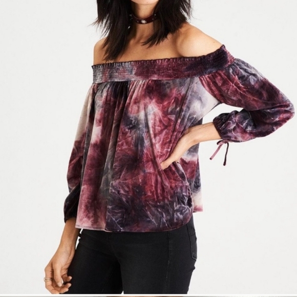 AMERICAN EAGLE Velvet Off-Shoulder Top LIK… - Picture 5 of 9